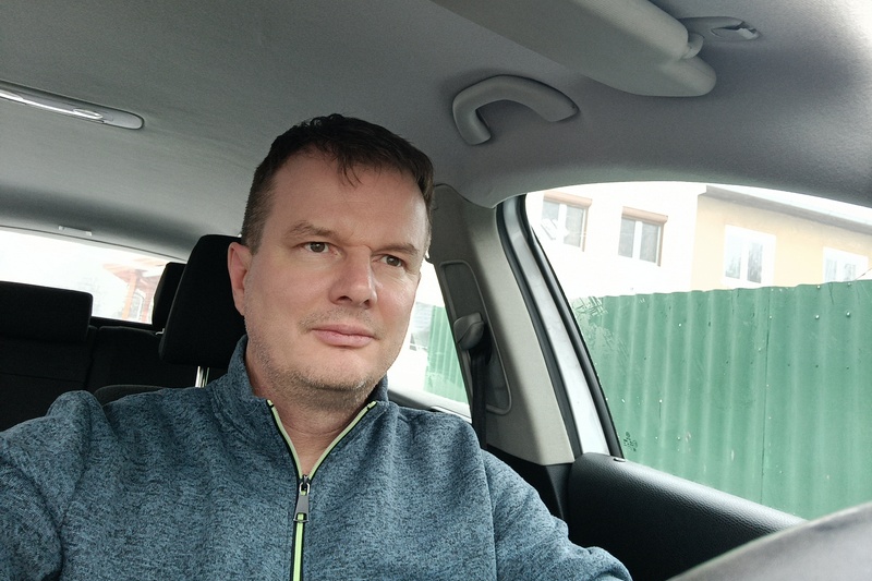 Pál on the road